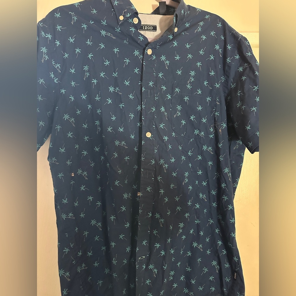 Men’s graphic button up